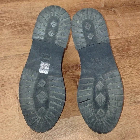 🧡❤️ Host Pick ❤️🧡 Women's slip on boot - Picture 9 of 12